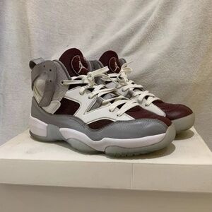 Nike air Jordan jumpman two trey